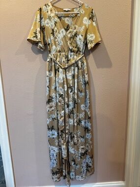 Women's Tan Floral Maxi Dress